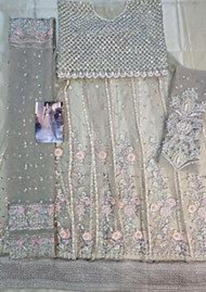 Eastern bridal dress, Long maxi